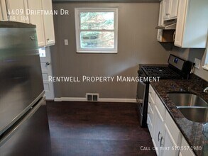 4409 Driftman Dr in Monroeville, PA - Building Photo - Building Photo