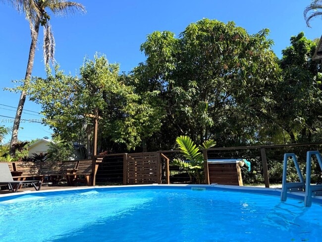 property at 5827 SW 29th St