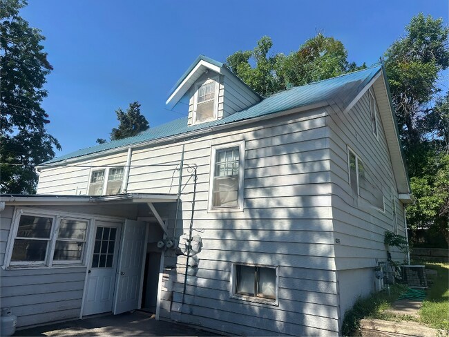 4229 Canyon Lake Dr in Rapid City, SD - Foto de edificio - Building Photo