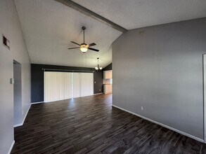8112 Elsee Dr in Orlando, FL - Building Photo - Building Photo