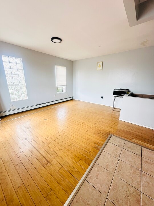 9202 Avenue K, Unit 2 in Brooklyn, NY - Foto de edificio