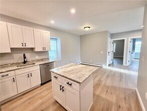 73 Vernon St in Providence, RI - Building Photo - Building Photo