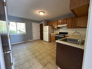 176 Lincoln St in Waterbury, CT - Building Photo - Building Photo