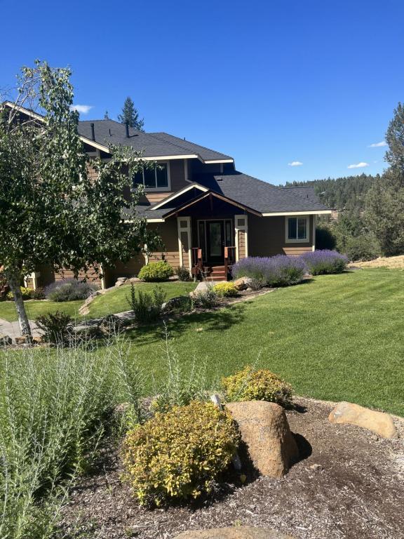 property at 4803 Falcon Dr