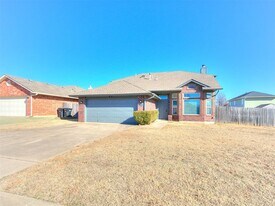 3504 Quail Run Dr in Moore, OK - Building Photo
