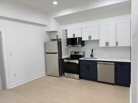 1012 W Lanvale St in Baltimore, MD - Building Photo
