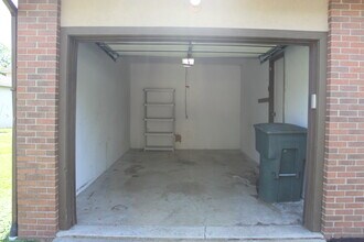 1800 Quarry Ridge Dr in Columbus, OH - Building Photo - Building Photo