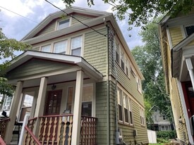 29 Crescent Ave in Staten Island, NY - Building Photo