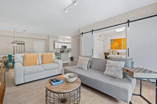 11770 St Andrews Place in Wellington, FL - Building Photo