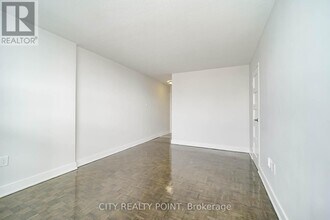 1500 Bathurst St in Toronto, ON - Building Photo - Building Photo