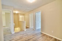 10037 Morocco Rd photo'