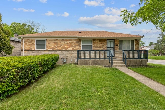 property at 1106 Hollywood Ave