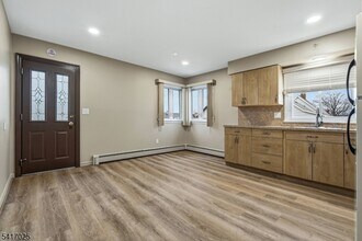 46 Stanley St in Little Falls, NJ - Building Photo - Building Photo