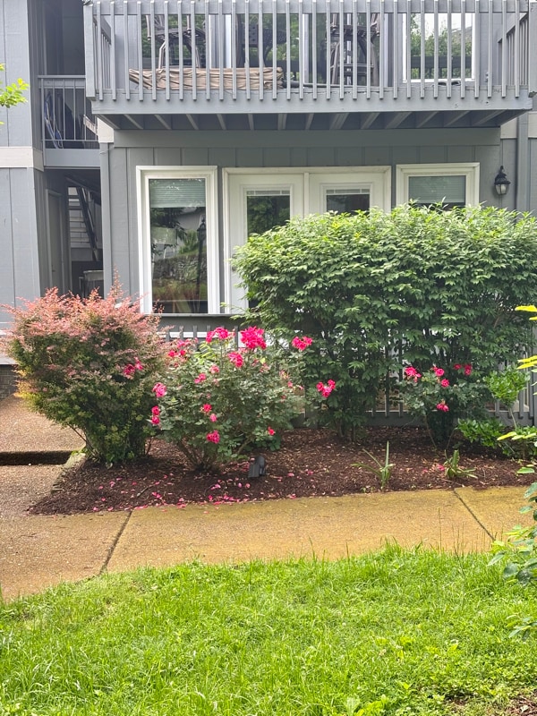 property at 21 Vaughns Gap Rd