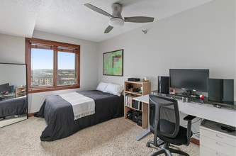 300 Walnut St in Des Moines, IA - Building Photo - Building Photo