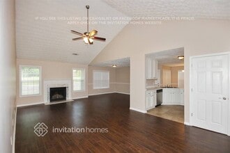 3990 Piper Glen Dr NE, Unit 128E in Buford, GA - Building Photo - Building Photo