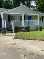 1246 Westmont Rd SW in Atlanta, GA - Building Photo