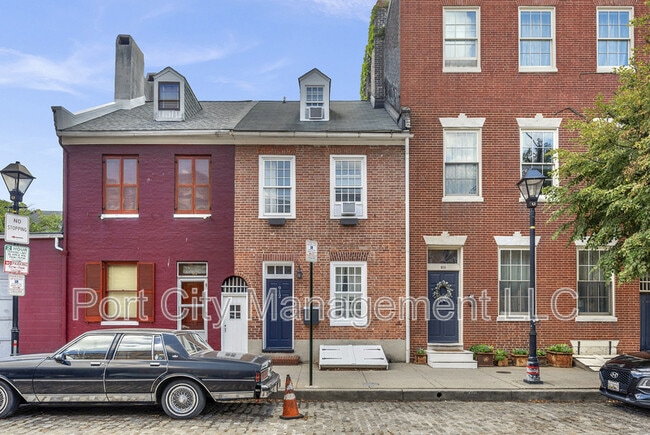property at 912 Fell St
