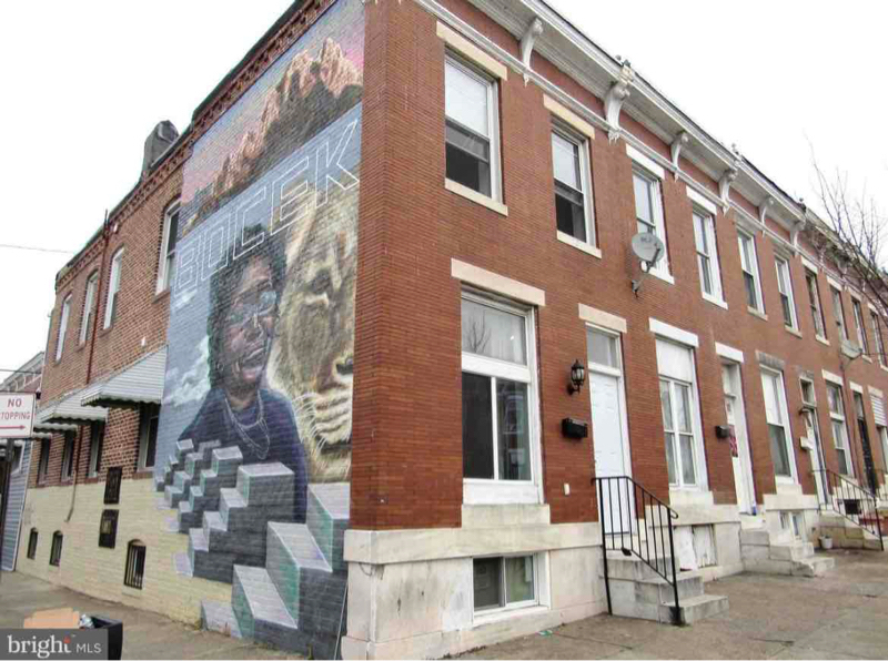 2922 E Monument St in Baltimore, MD - Building Photo