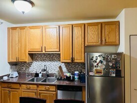 125 S Jefferson St, Unit 1207 in Chicago, IL - Building Photo