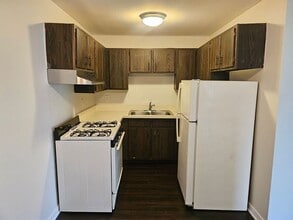 1600 Light Road in Oswego, IL - Building Photo - Building Photo