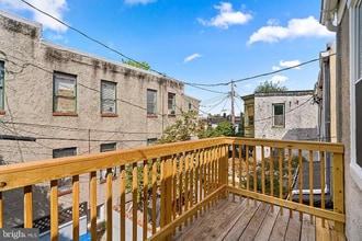 2202 E Baltimore St in Baltimore, MD - Building Photo - Building Photo