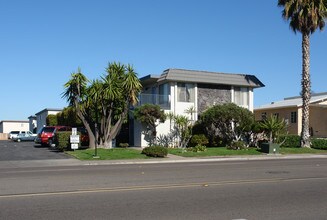 La Casa Bonita Apartments in Chula Vista, CA - Building Photo - Building Photo