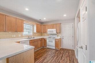 139 Flagstone Ln in Calera, AL - Building Photo - Building Photo