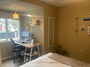 1813 Oliver Ave, Unit Fl 2 in San Diego, CA - Building Photo - Building Photo