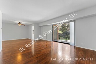 950 E Wilmette Rd in Palatine, IL - Building Photo - Building Photo