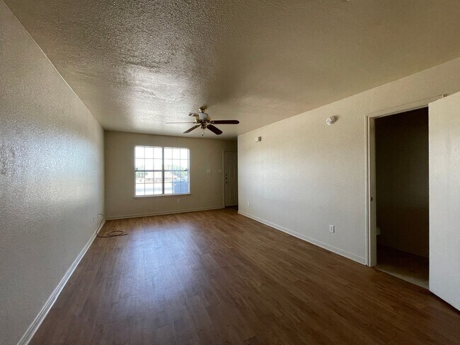 3408 Zephyr Rd in Killeen, TX - Building Photo - Building Photo