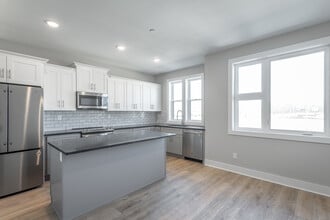 7175 Garden Grove Way in Chattanooga, TN - Building Photo - Building Photo