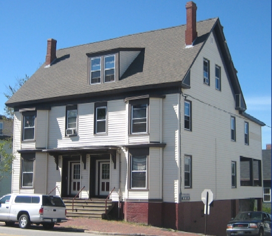 149-151 Cumberland Ave in Portland, ME - Building Photo