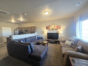 7662 Spruce Pne Grv in Colorado Springs, CO - Building Photo - Building Photo