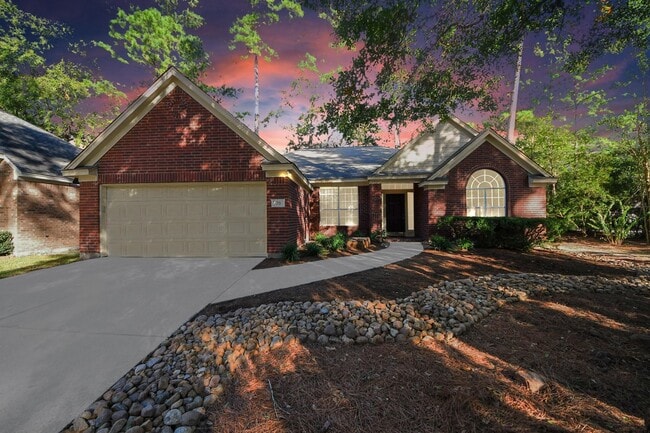 property at 70 N Lace Arbor Dr