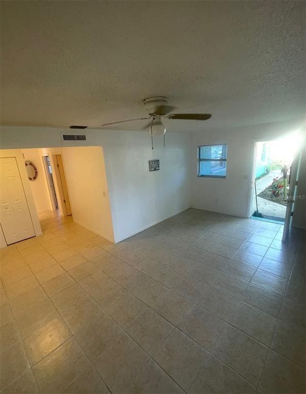 3004 Oaklawn Ave in Largo, FL - Building Photo - Building Photo