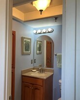 232 Saint Augustine Ave, Unit 404 in Venice, FL - Building Photo