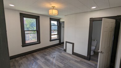 424 Deer Ln in Rochester, PA - Building Photo - Building Photo
