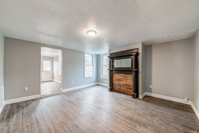 property at 744 Proctor Wy