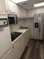 1000 West Ave in Miami Beach, FL - Building Photo