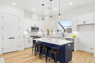 2512 Anita St in Houston, TX - Building Photo - Building Photo