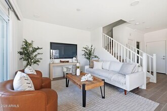 8137 E Brown Rd in Mesa, AZ - Building Photo - Building Photo