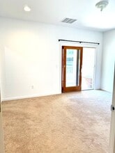 18 Baldwin St, Unit 2A in Montclair, NJ - Building Photo - Building Photo