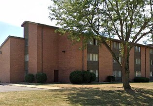 607 N Hightower St in Peoria, IL - Building Photo - Building Photo