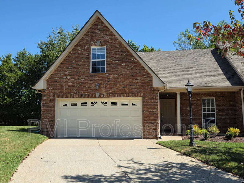 2303 Keegan Dr in Murfreesboro, TN - Building Photo