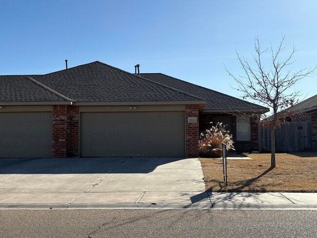 2623 113th St in Lubbock, TX - Foto de edificio - Building Photo