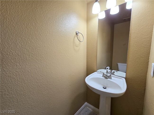 property at 8446 Opal Splendor Ave