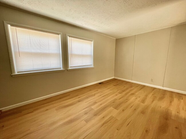 316 Finley Dr in Lenoir City, TN - Building Photo - Building Photo