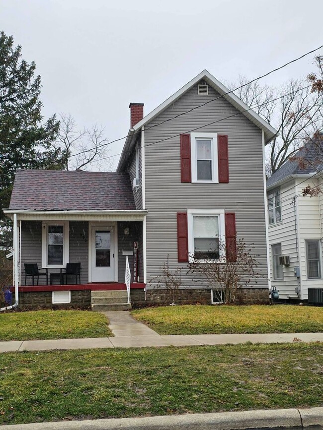 422 S Church St in Bowling Green, OH - Building Photo - Building Photo