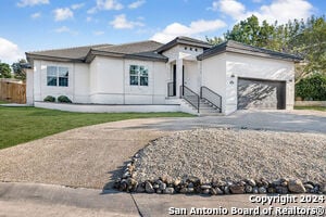 1303 Summerfield in San Antonio, TX - Building Photo
